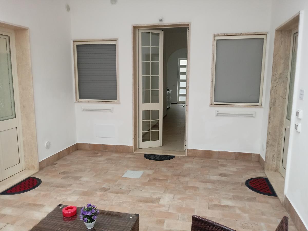 Case Vacanza Via Mozart Porto Cesareo Extérieur photo