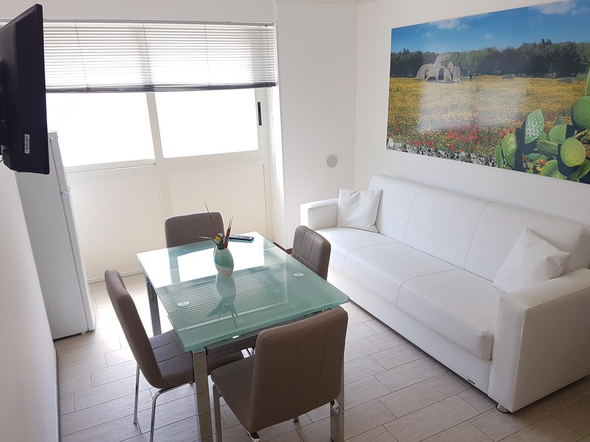 Case Vacanza Via Mozart Porto Cesareo Extérieur photo