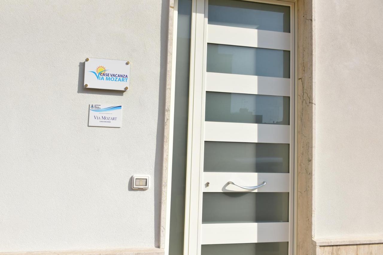 Case Vacanza Via Mozart Porto Cesareo Extérieur photo