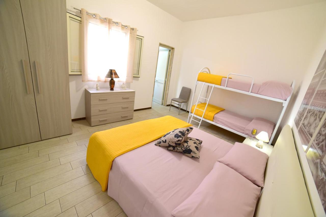 Case Vacanza Via Mozart Porto Cesareo Extérieur photo