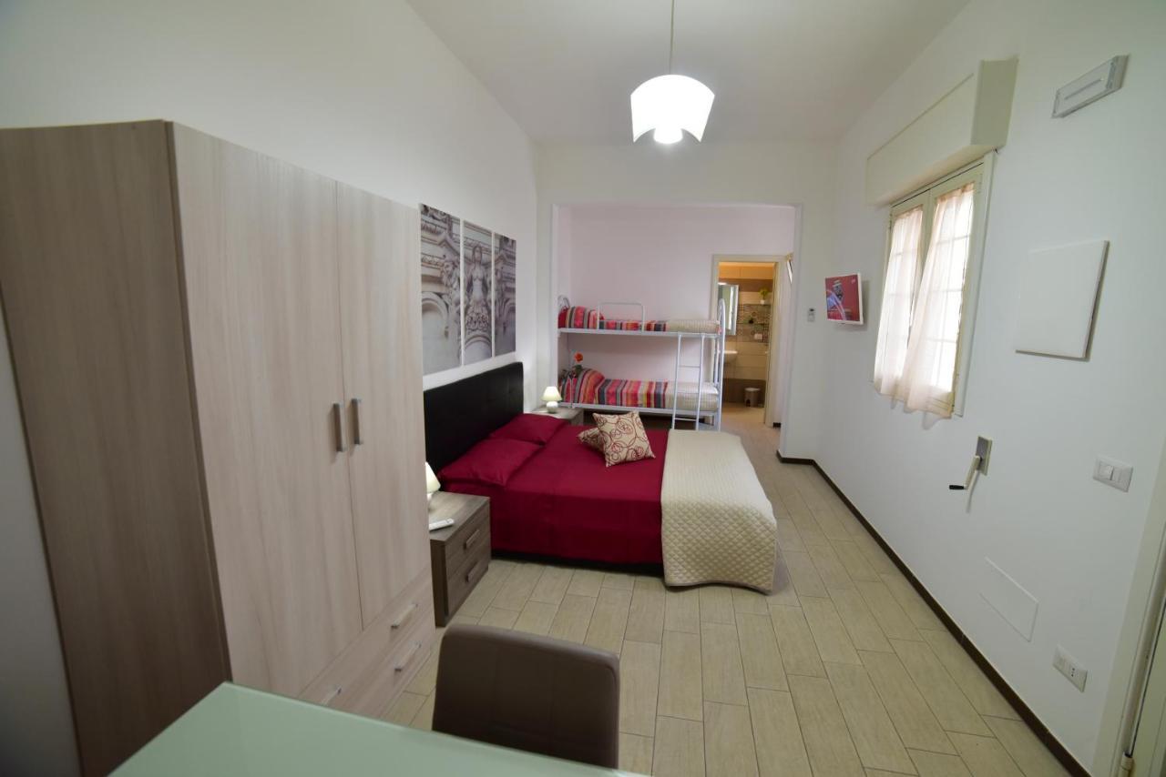 Case Vacanza Via Mozart Porto Cesareo Extérieur photo
