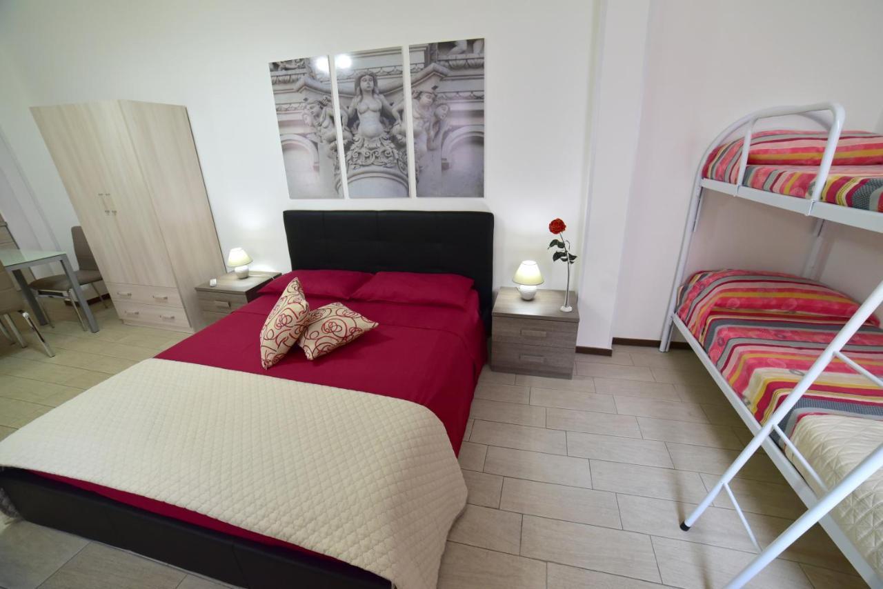 Case Vacanza Via Mozart Porto Cesareo Extérieur photo
