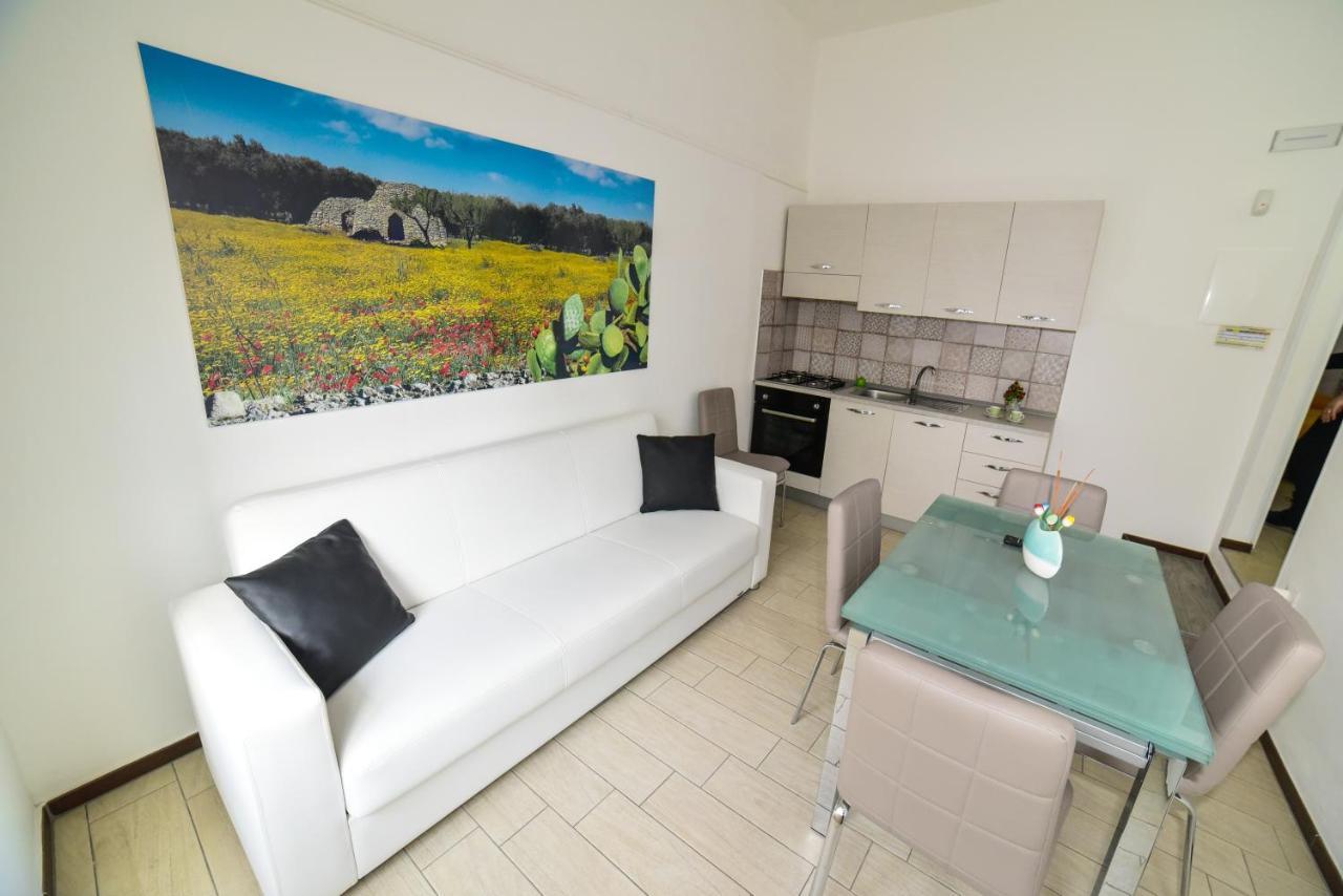 Case Vacanza Via Mozart Porto Cesareo Extérieur photo